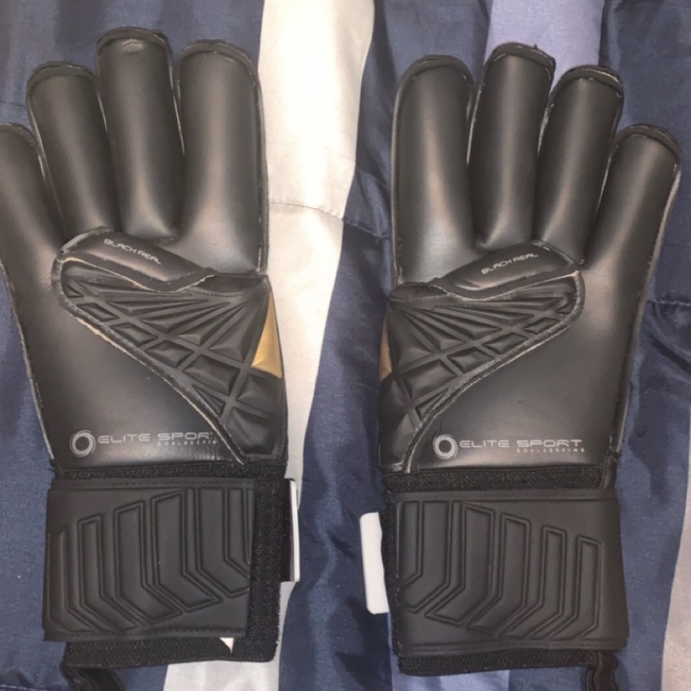 Elite Real Goalkeeper Gloves size 10